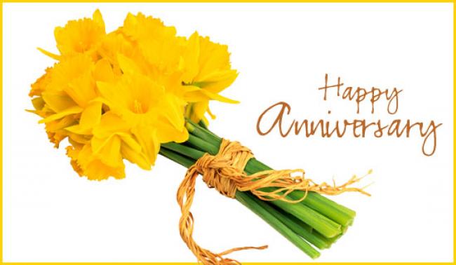 Happy Anniversary wishes with flowers